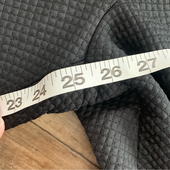 Ann Taylor LOFT marisa black quilted capris - Picture 5 of 9